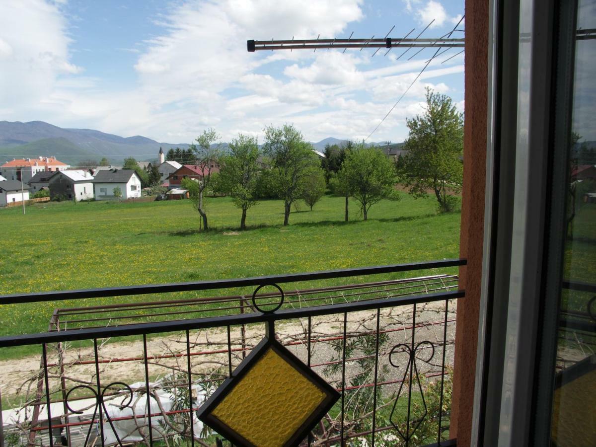 Apartments Zegarac House Korenica Bagian luar foto